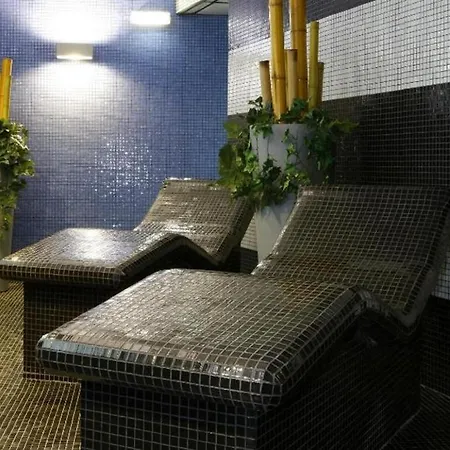 Apts Cueto 4c Atico 2 Adultos Apartman *